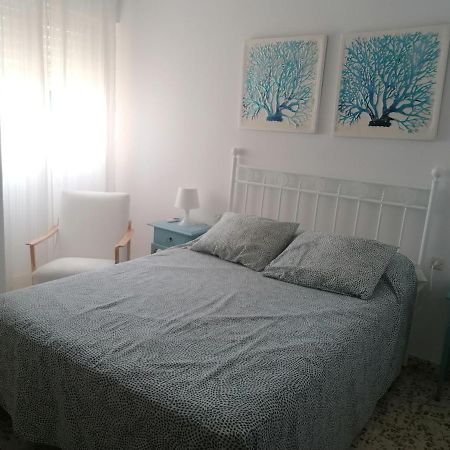 Piso Familiar Con Piscina Y Aparcamiento En Torre Del Mar - Edificio Ronda Iアパートメント エクステリア 写真